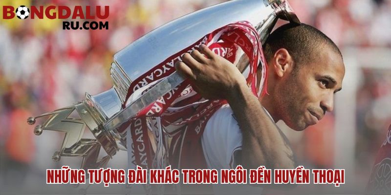 Những câu lạc bộ bóng đá vĩ đại nhất thế giới còn có nhiều tên tuổi